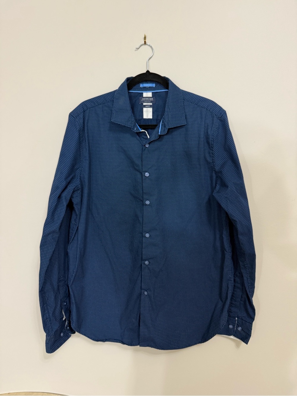 Cactus New York 100% Cotton Men’s Size XL button down Slim Fit Long Sleeve Shirt